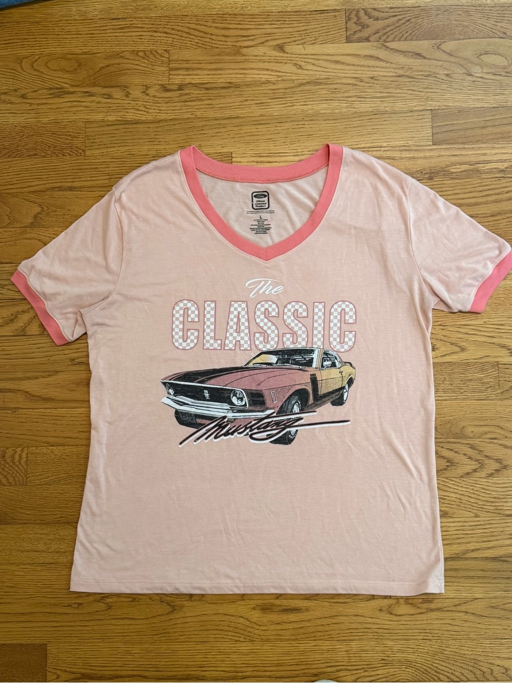 The Classic Mustang Graphic Tee - Pink
